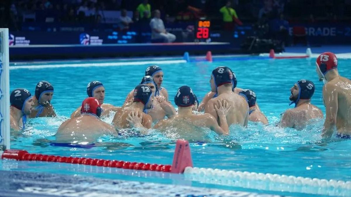 Ütöttek a szerbek, aztán a spanyolok újabb pofont kaptak, pokoli hangulat Belgrádban