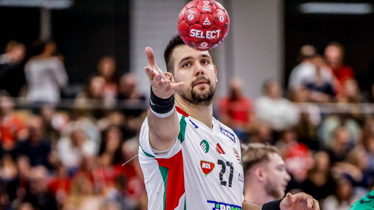 Bénhidi Bencétől karnyújtásnyira volt az Eb, de térdsérülése miatt a televízió előtt szurkol a társaknak, akik véleménye szerint a középdöntőben meglepetést hozhatnak