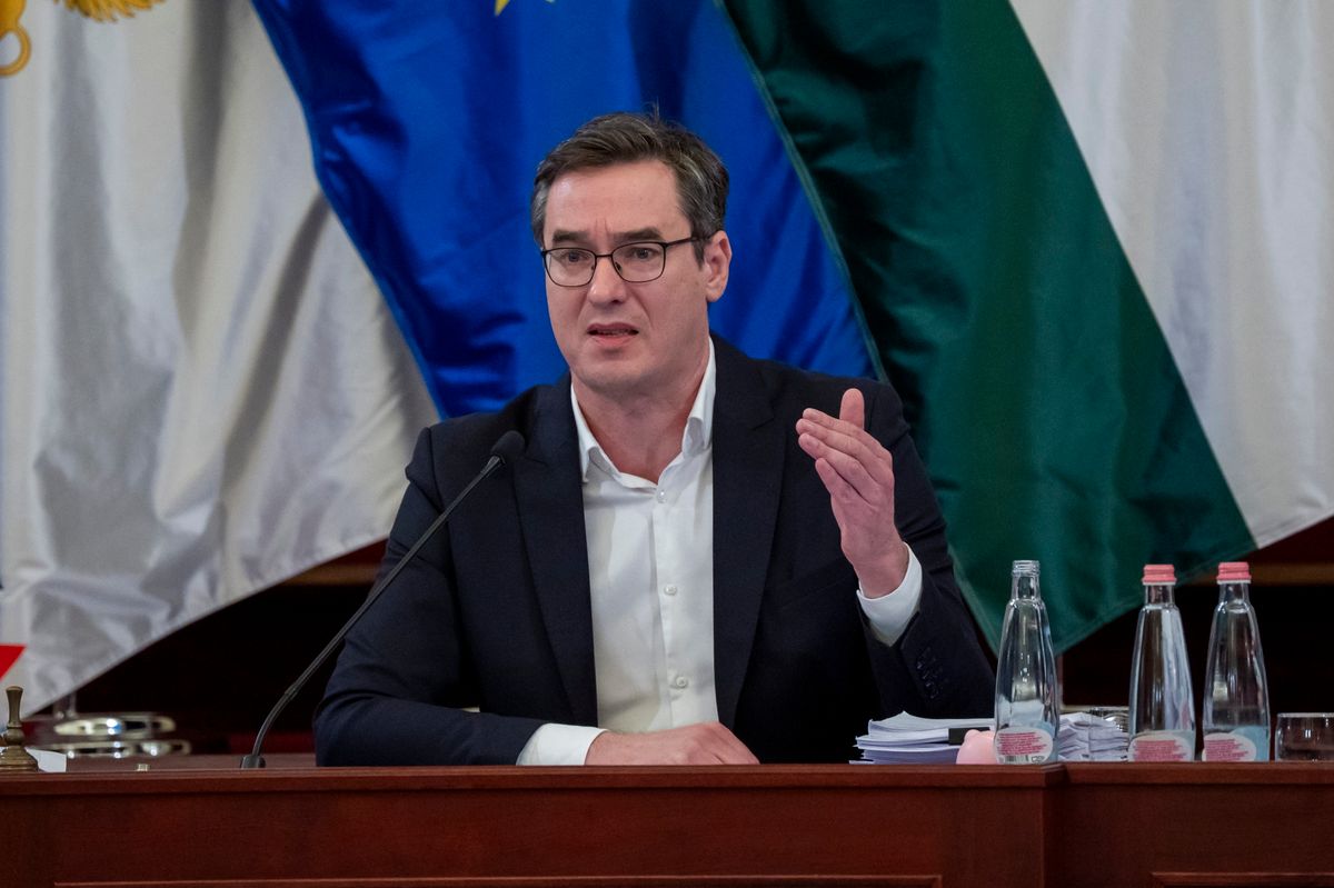 Budapest, 2025. december 17.
Karácsony Gergely főpolgármester a Fővárosi Közgyűlés ülésén a Városháza dísztermében 2025. december 17-én.
MTI/Balogh Zoltán