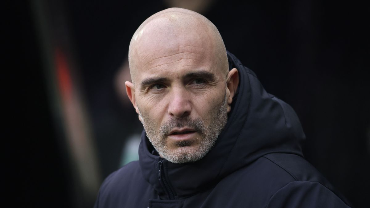 Totális újévi káosz, rangadó előtt váltott edzőt a Premier League-élcsapat