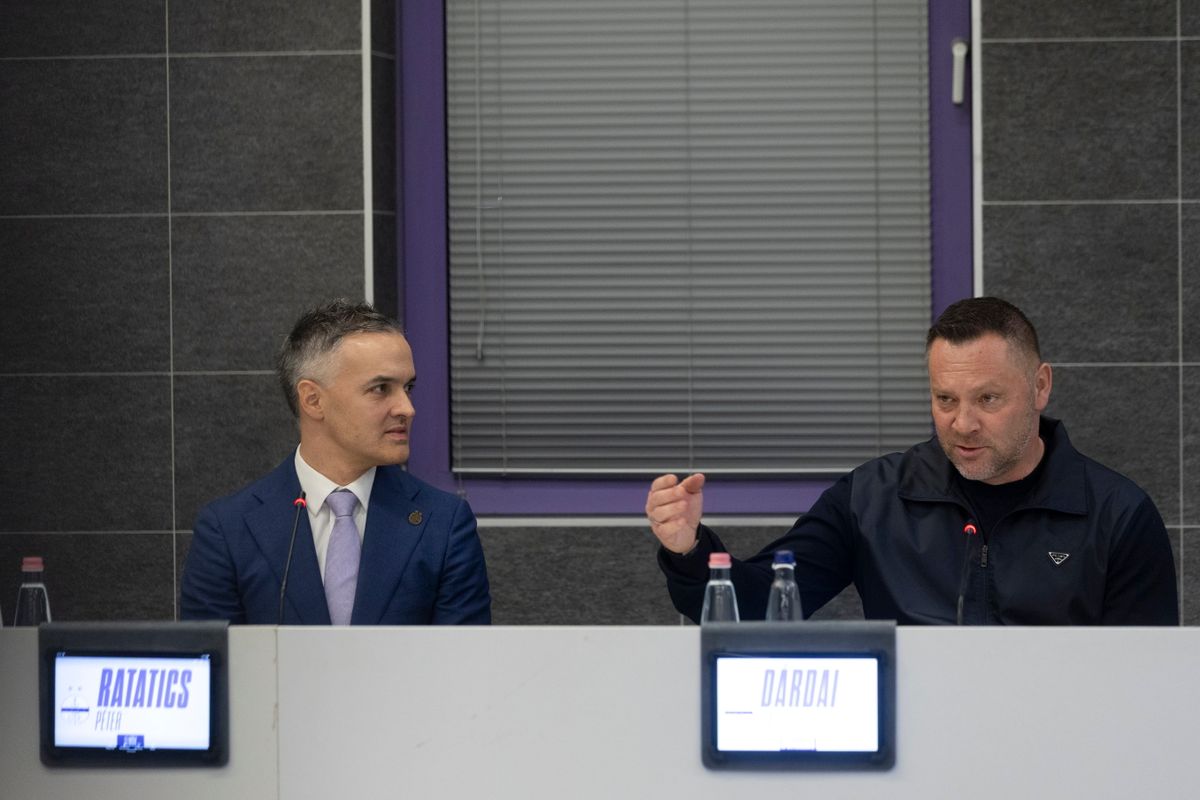 Ratatics Péter klubelnök (balra), mellette az Újpest FC decemberben kinevezett sportigazgatója, Dárdai Pál