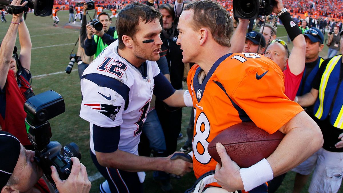 Vissza a múltba: Tom Brady és Peyton Manning korszakát idézi az NFL-idény