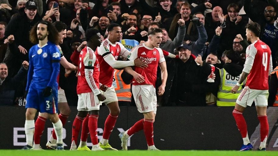 Az Arsenal eddig parádés idényt fut, vezet a PL-ben, és valamennyi kupában áll – BL, FA és Ligakupa –, már a Szoboszlai vezette Liverpool tavalyi menetelését idézi az eredményességük