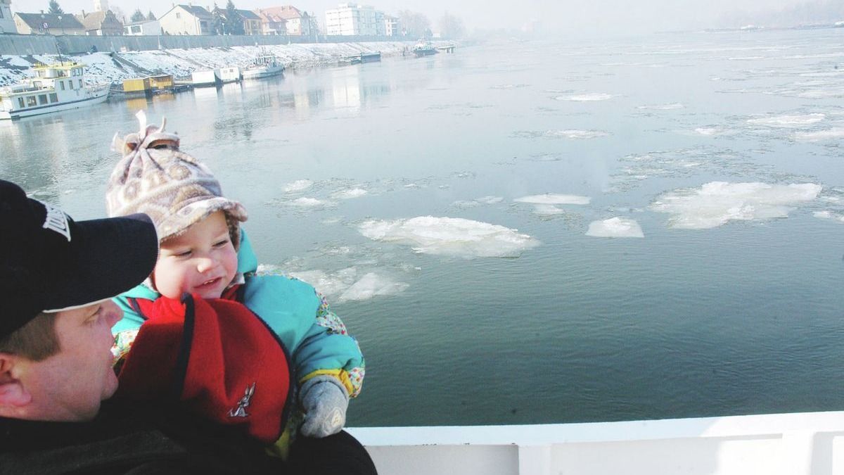 Jégzajlás indult a Dunán és a Dráván, átmeneti áradás is kialakulhat