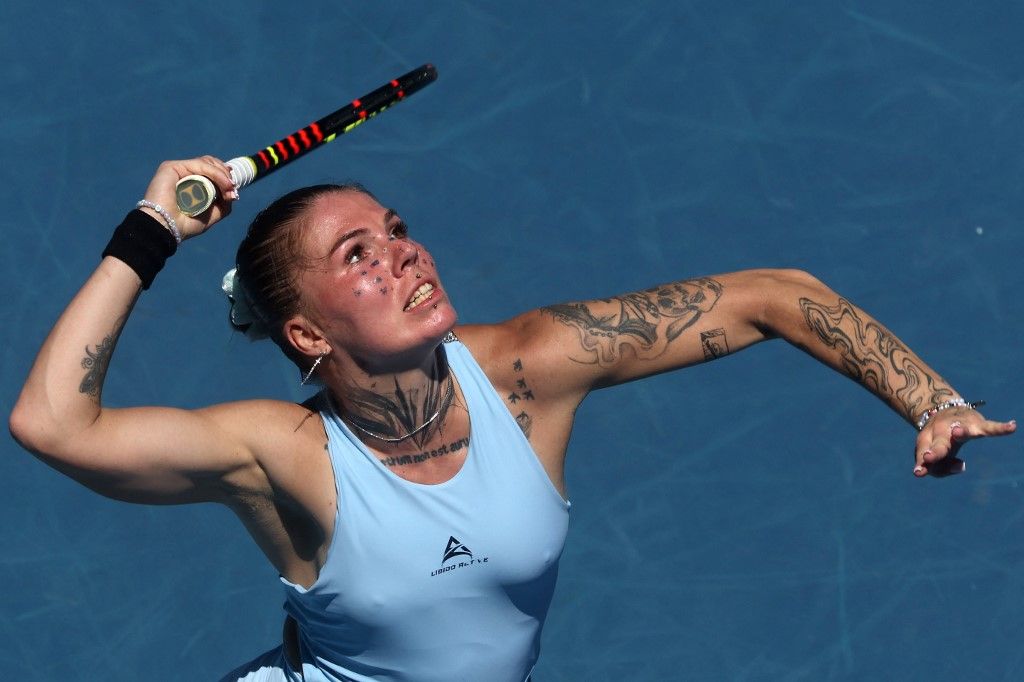 Olekszandra Olijnikova különös jelenség a női teniszben a sok tetoválással. Az ukrán játékos az Australian Open első fordulójában ráijesztett a címvéső Madison Keys-re