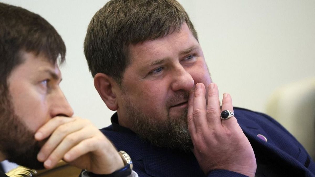 Kadirov fia az életéért küzd, mentőrepülőgéppel szállították kórházba