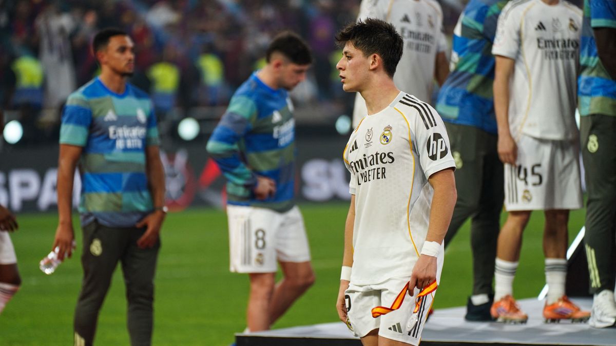 Arda Güler közröhej tárgya lett, miközben a Real Madridhoz beütött a mennykő + videó