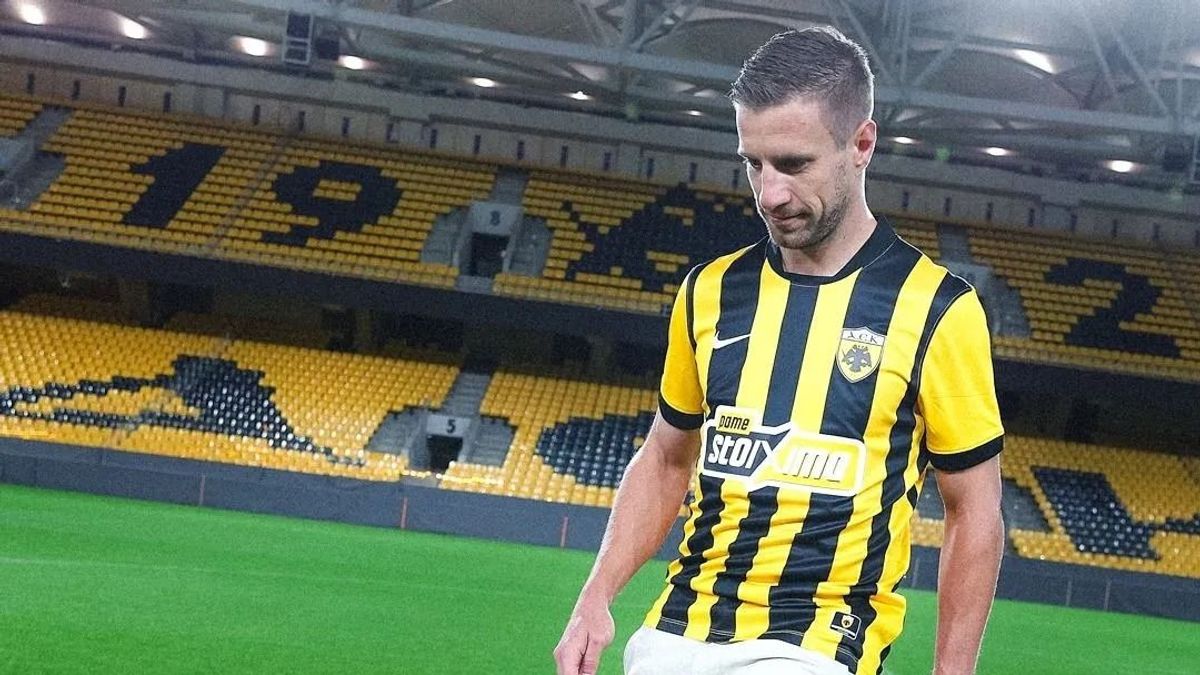 Ezért nem láthatjuk itthon a tévében Varga Barnabás mérkőzéseit