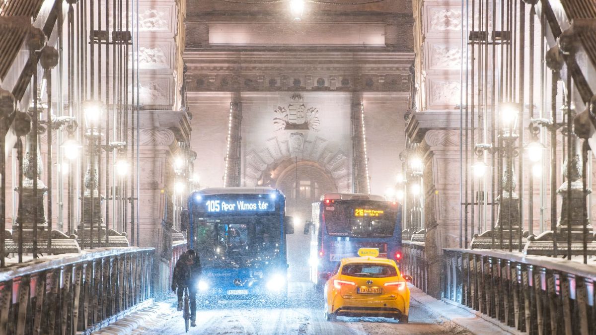 Diszkréten is jelezhetjük a bajt a BKK járatain