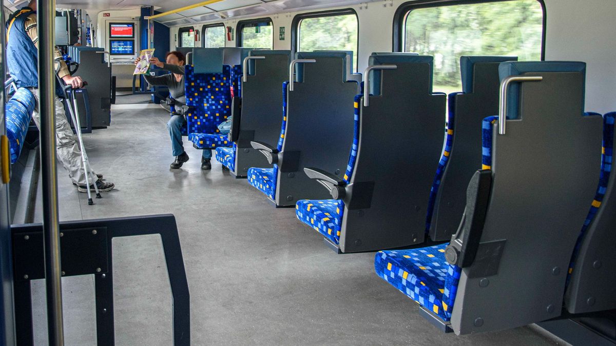 Inzulin, vívókard, tacskó – egészen elképesztő dolgokat hagytak el tavaly az utasok a MÁV járatain