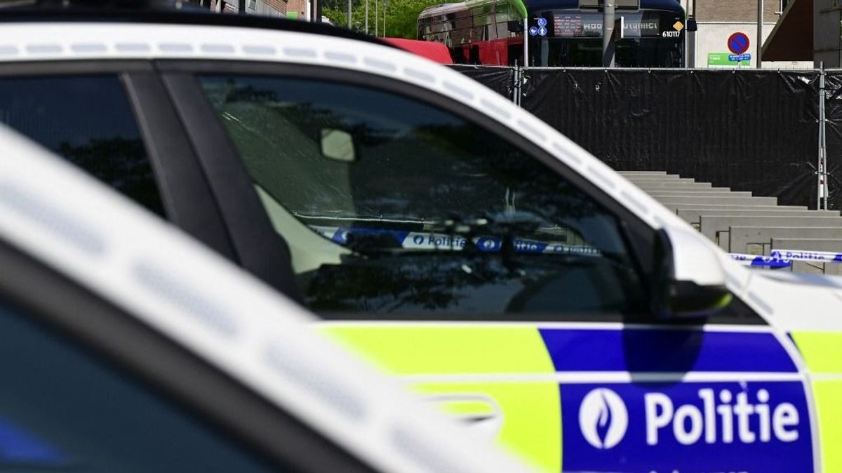 Késsel támadtak a tüntetőkre Antwerpenben