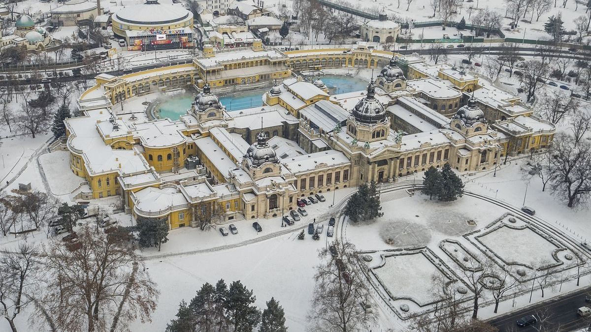 Öntik a pénzt a külföldiek Magyarországra