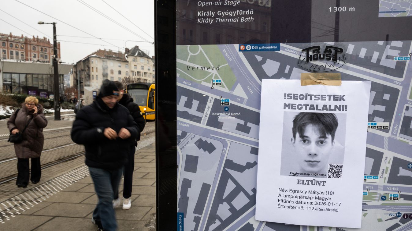 Eltűnt fiú plakátja a Széll Kálmán téren Egressy Mátyás