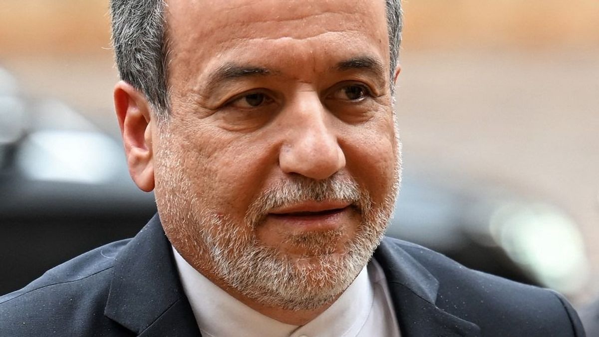 Irán figyelmeztet: megvédi magát bármilyen külföldi fenyegetéssel szemben