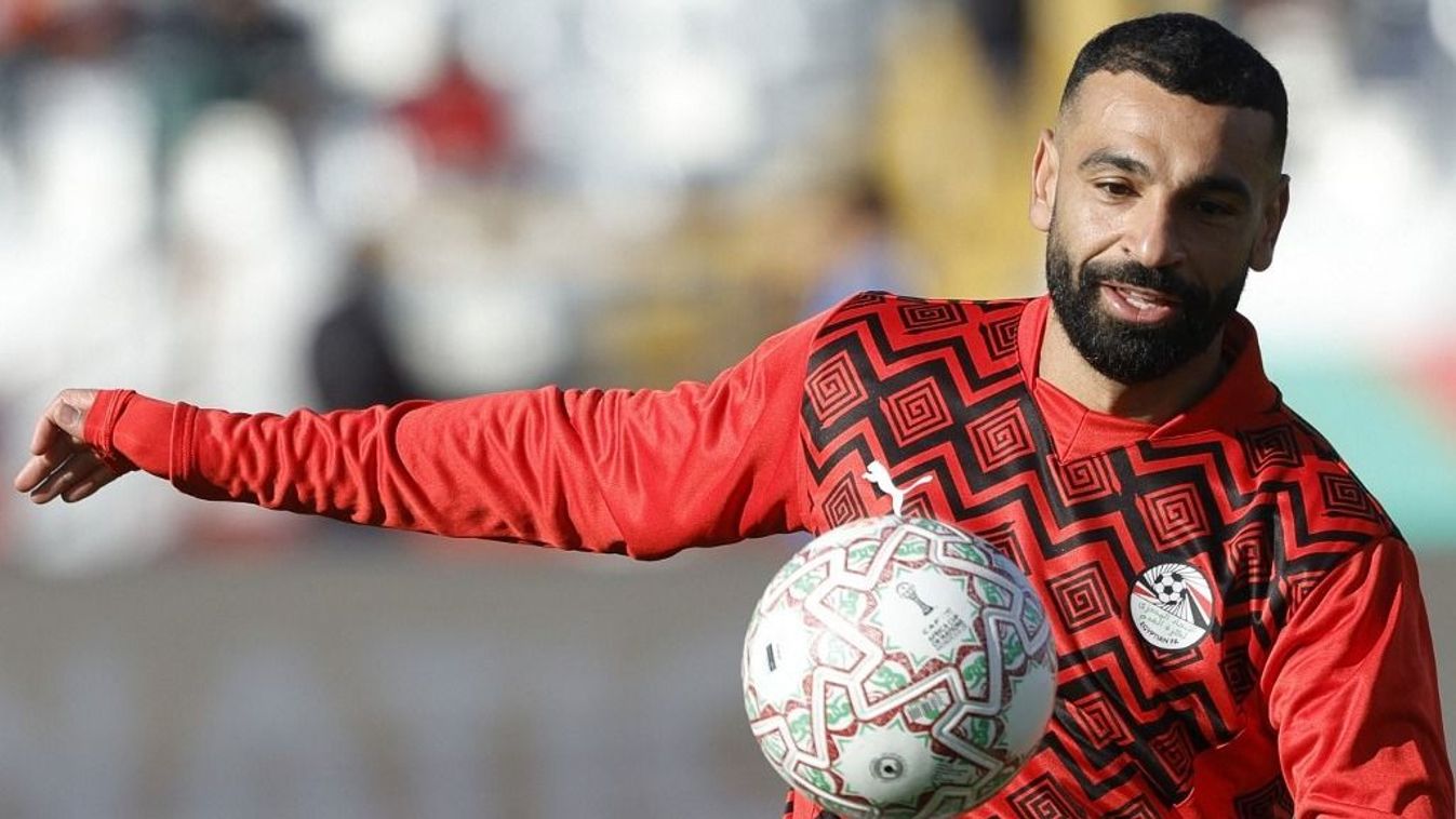 Mohamed Szalah két ezüstérem után egy bronzérmet is szeretett volna szerezni az Afrikai Nemzetek Kupáján Egypt's forward #10 Mohamed Salah warms up ahead of the Africa Cup of Nations (CAN) third place football match between Egypt and Nigeria at the Mohamm