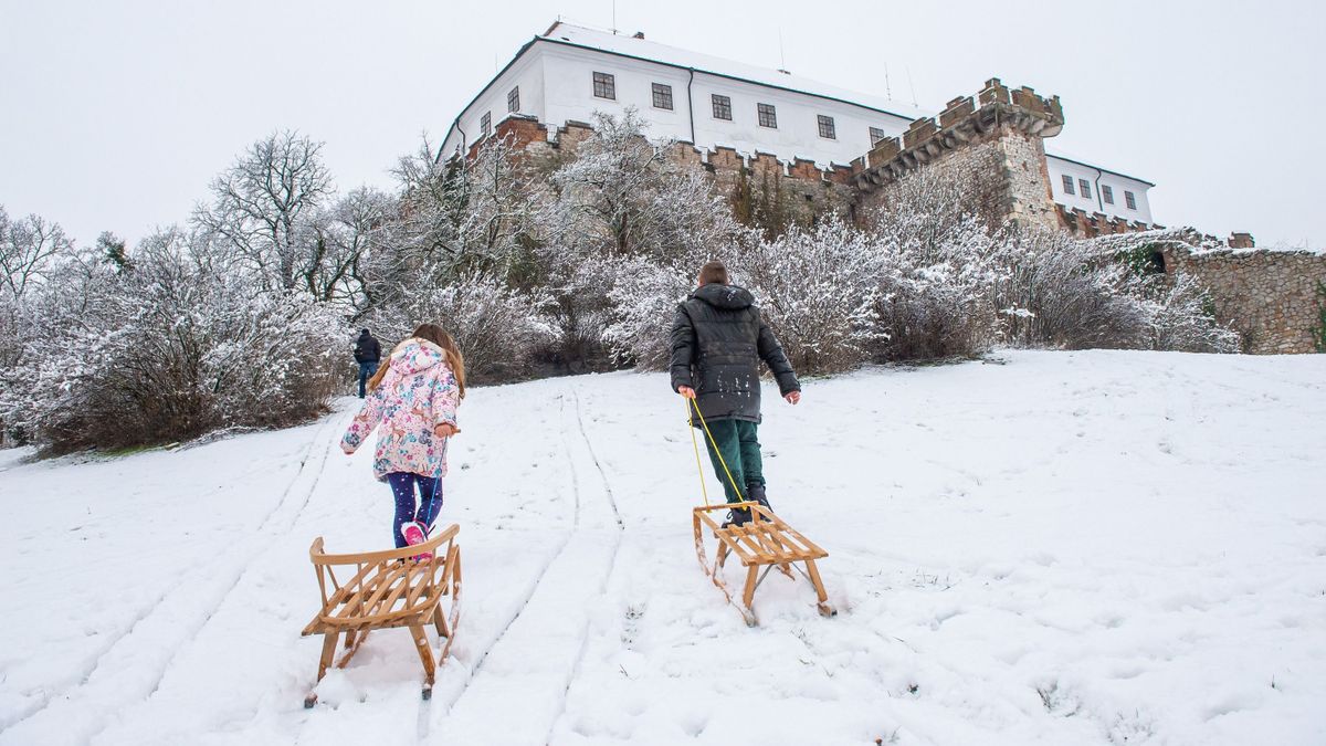 Bekeményít a tél: több napos havazás jön, csontig hatoló fagyokkal, ónos eső is várható