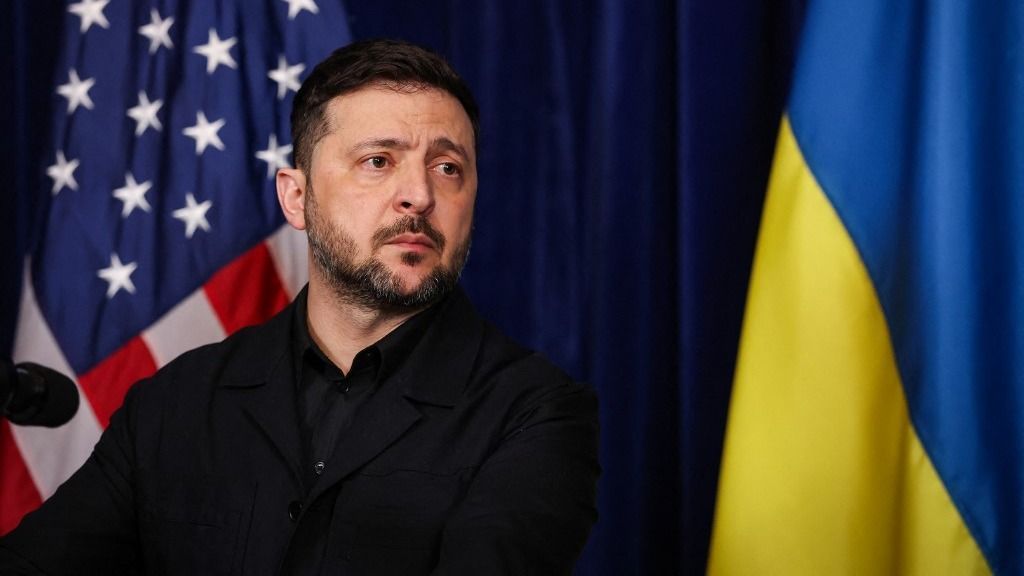 Zelenszkij a Világgazdasági Fórumon keresi Trump társaságát