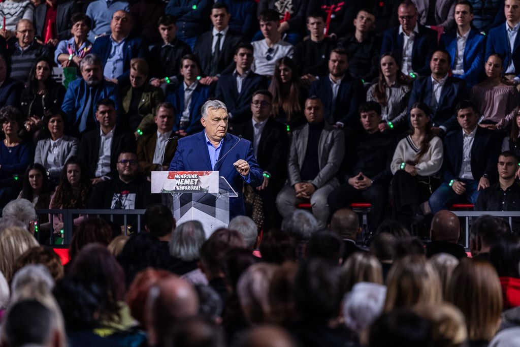 DPK Miskolc
Fidesz kampány
Orbán Viktor