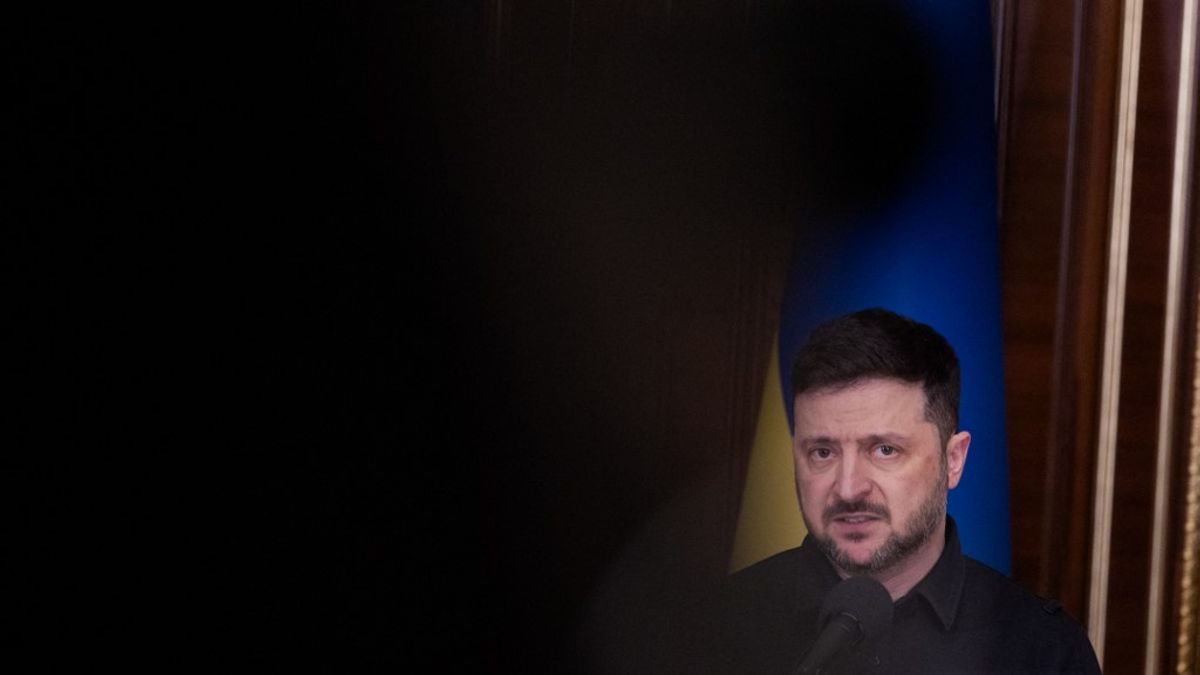 Alattomos ukránok és Brüsszel bátorító mosolya