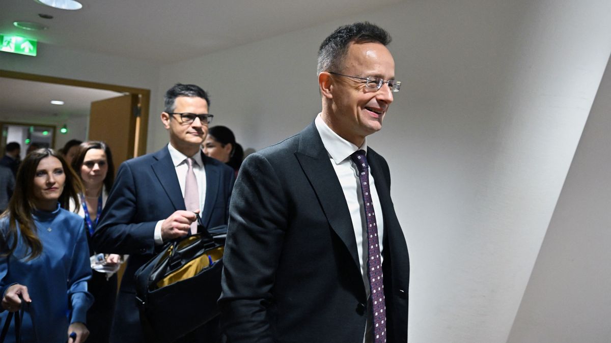 Szijjártó Péter: Száz új munkahelyet hozott létre a BioTech USA