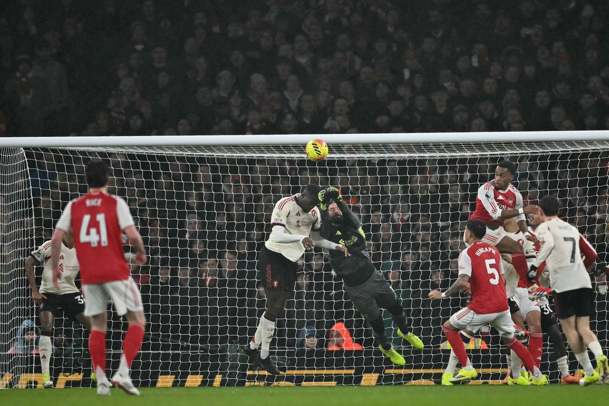 Az Arsenal–Liverpool rangadón a vendégek kapuja előtt volt többet a labda az első félidőben