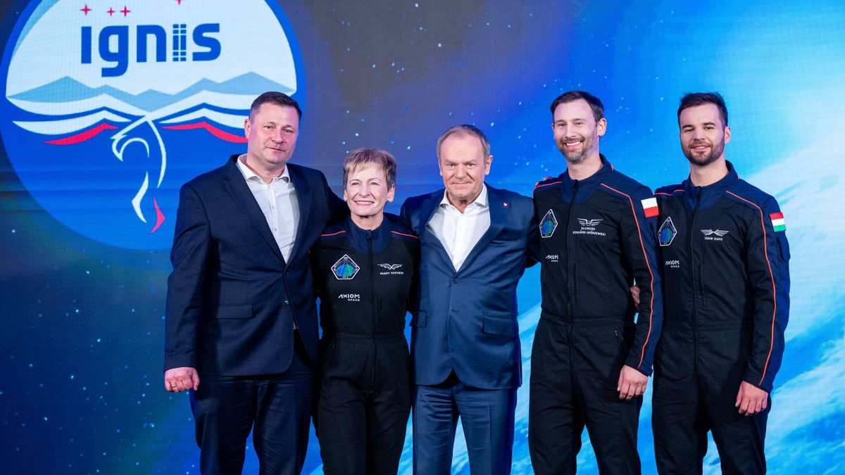 Donald Tusk szavaival mattolták Hadházy Ákost, aki Kapu Tiborra rontott rá az új év első napján