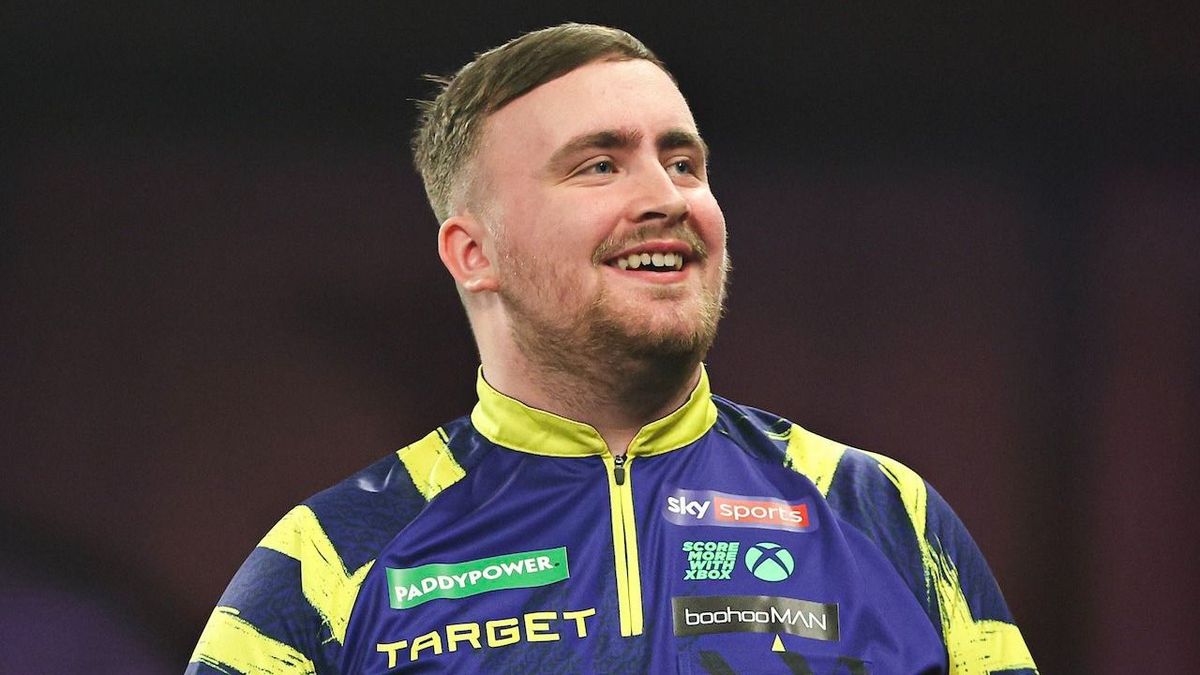 Luke Littler nem kegyelmezett, elsőként a címvédő jutott be a darts-vb döntőjébe