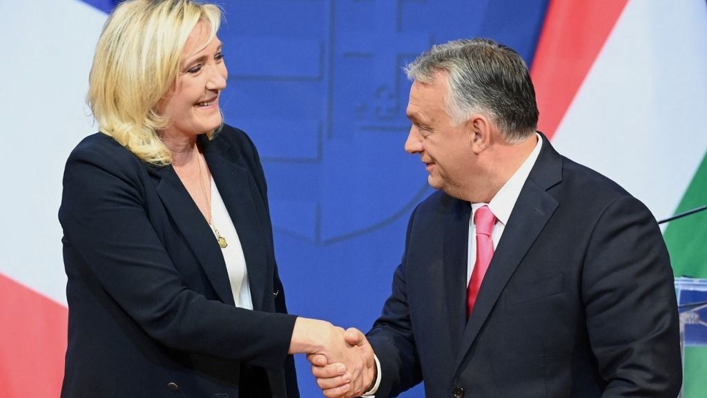 Marine Le Pen szerint a magyarok egy kivételes intelligenciájú és kitartó vezetőre számíthatnak Orbán Viktor személyében