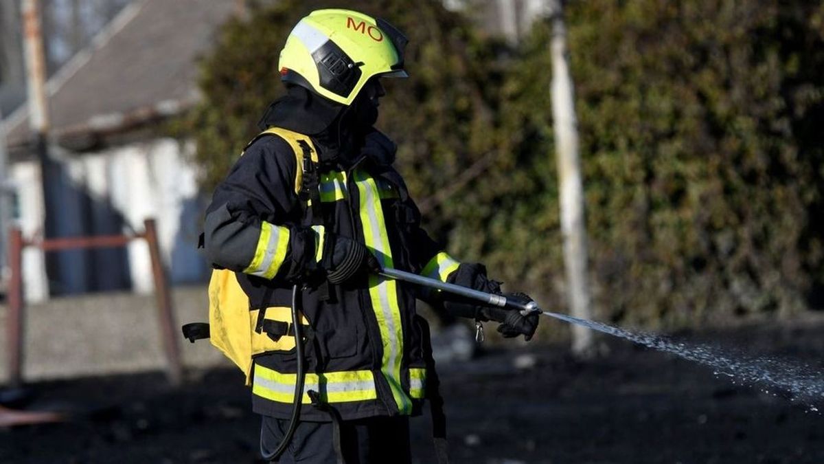 Feladta magát a petárdázó férfi, aki másfél milliárdos kárt okozott szilveszter éjszakáján