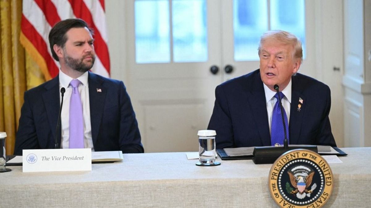 Béke, atomenergia és fegyverszállítás: ide látogat az amerikai alelnök februárban