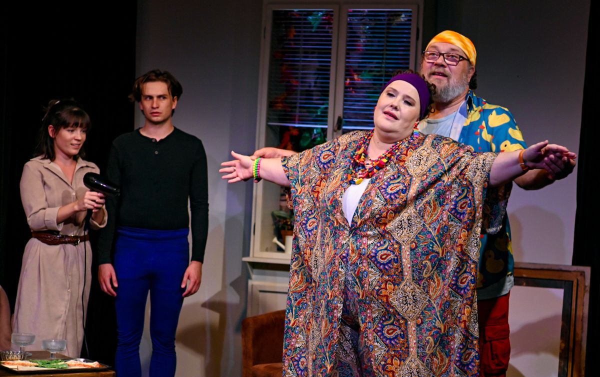 A Felső szomszédok társadalmunk portréját is megrajzolja