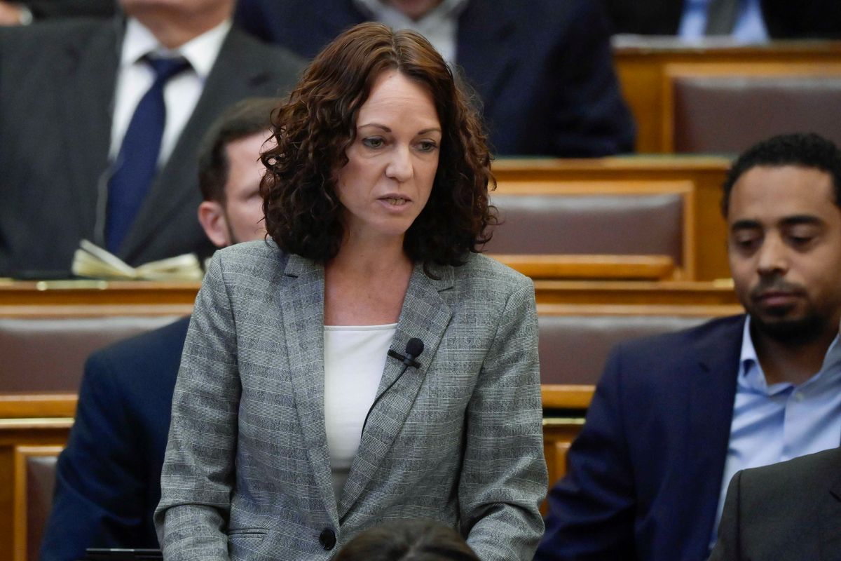 Budapest, 2021. szeptember 20.
Szabó Tímea, a Párbeszéd frakcióvezetője felszólal az Országgyűlés őszi időszakának nyitóülésén 2021. szeptember 20-án.
MTI/Koszticsák Szilárd