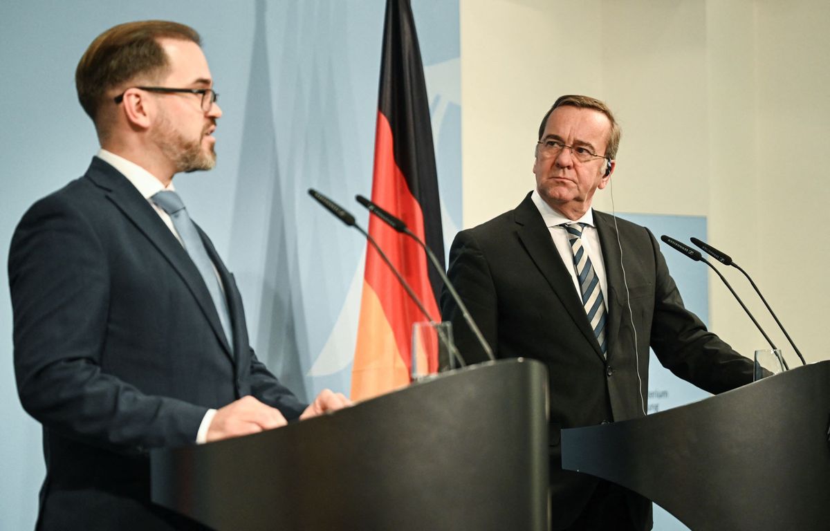 Boris Pistorius, Németország védelmi minisztere és Robertas Kaunas litván védelmi miniszter