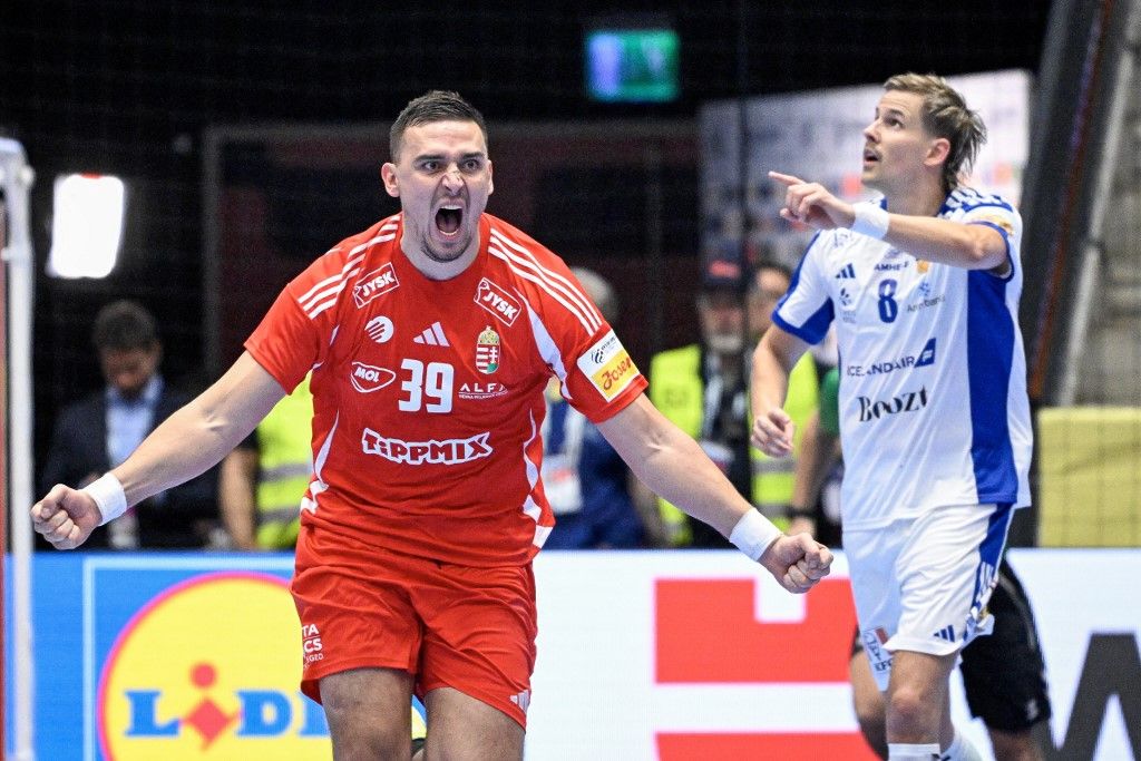 Hungary's left back #39 Richard Bodo celebrates during the EHF Euro 2026 Group F preliminary round handball match between Hungary and Iceland in Kristianstad, Sweden, on January 20, 2026. (Photo by Johan Nilsson/TT / TT News Agency / AFP) / Sweden OUT