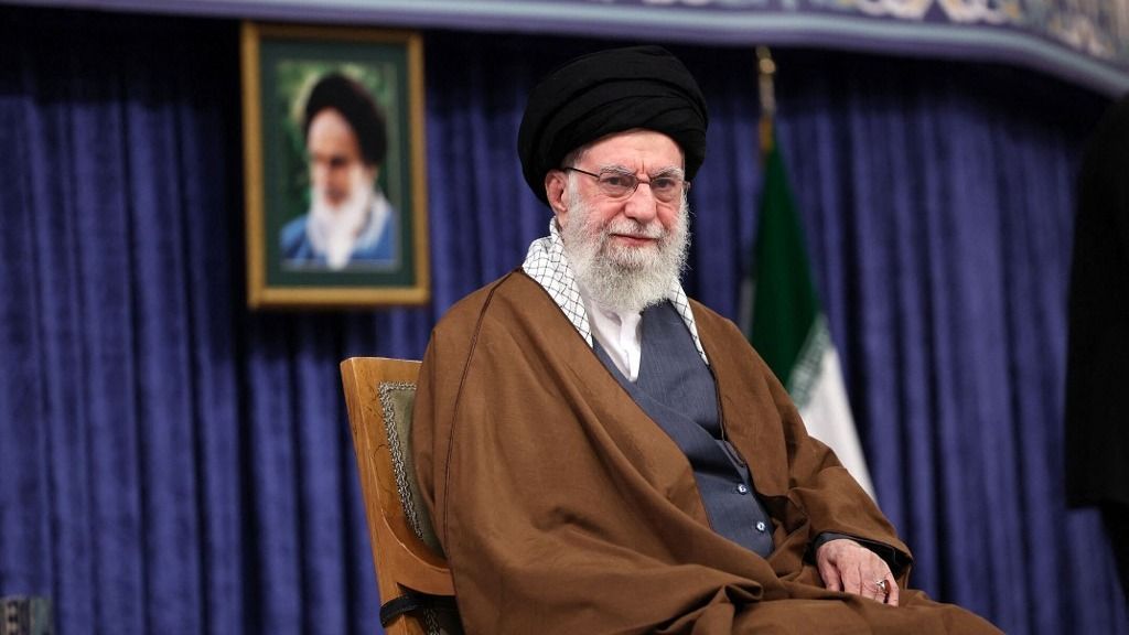 A teheráni hatalom csúcsán már a menekülés gondolatával is számolnak