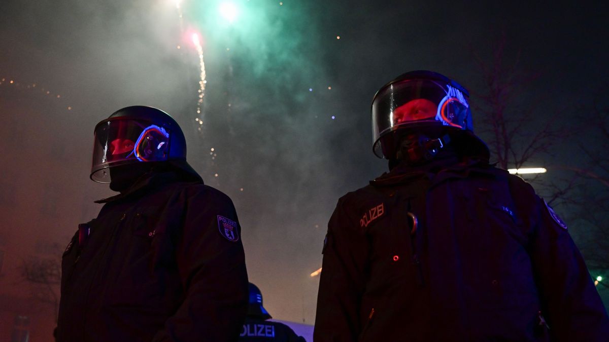 Háborús hangulat Nyugaton, béke Budapesten – így telt az ünnep
