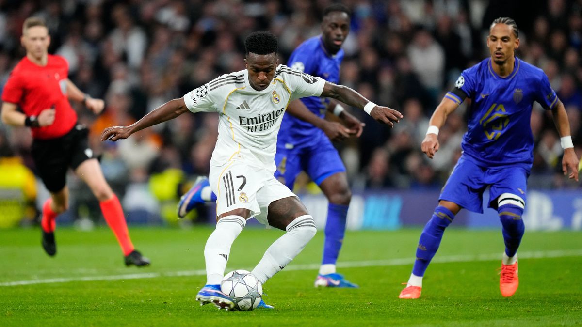 Vinícius remekelt a Monaco ellen a Real Madrid színeiben