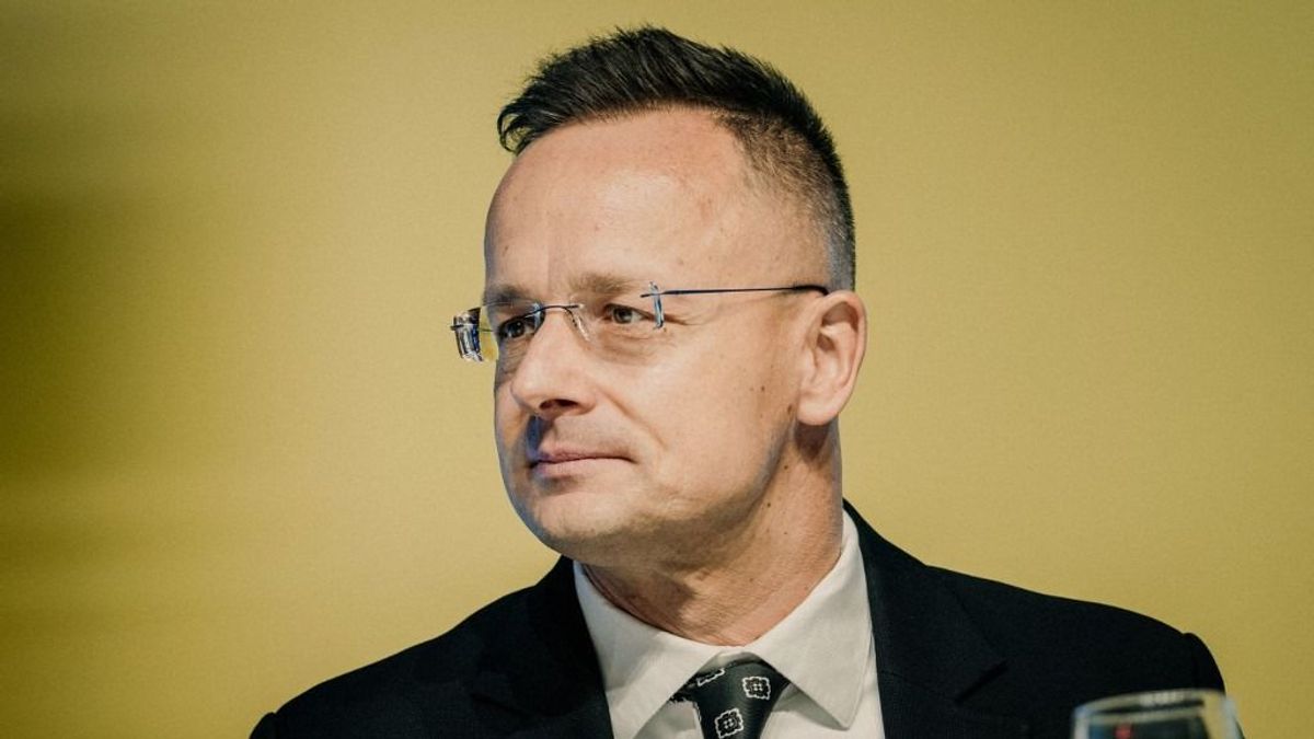 Szijjártó Péter: Párizsban a háború folytatásáról döntöttek, a közvetlen összecsapás veszélyét hozták létre