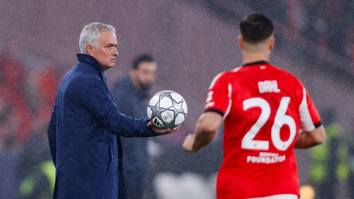 A Real Madrid hatalmas blamája a BL-ben, Mourinho ezt jól kitervelte – kapusgól a végén!