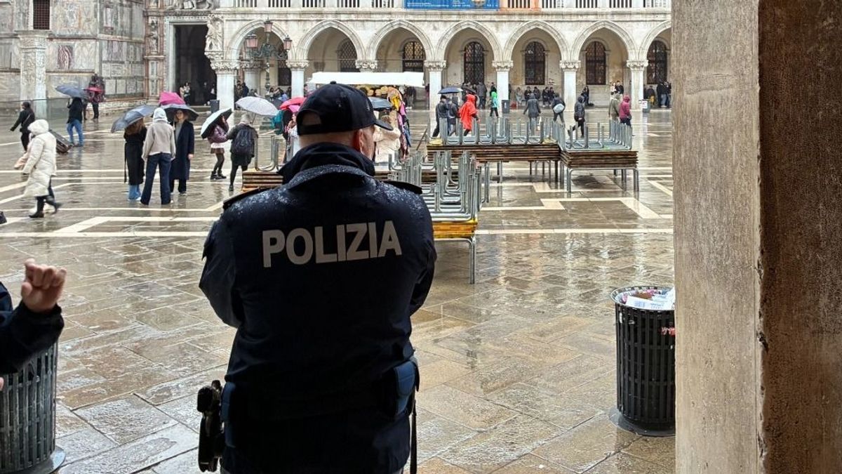 Büntetett előéletű marokkói migránst lőtt le Milánóban egy civil ruhás rendőr