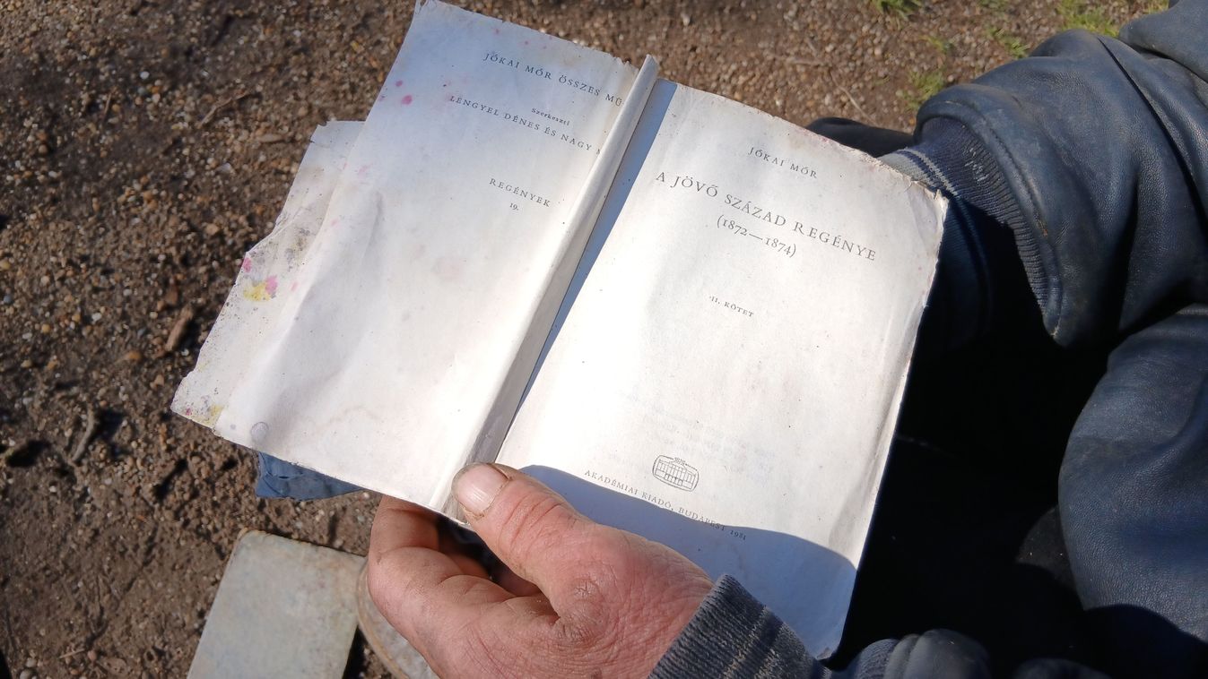 Szokatlan párosítás: hajléktalanság és Jókai Mór