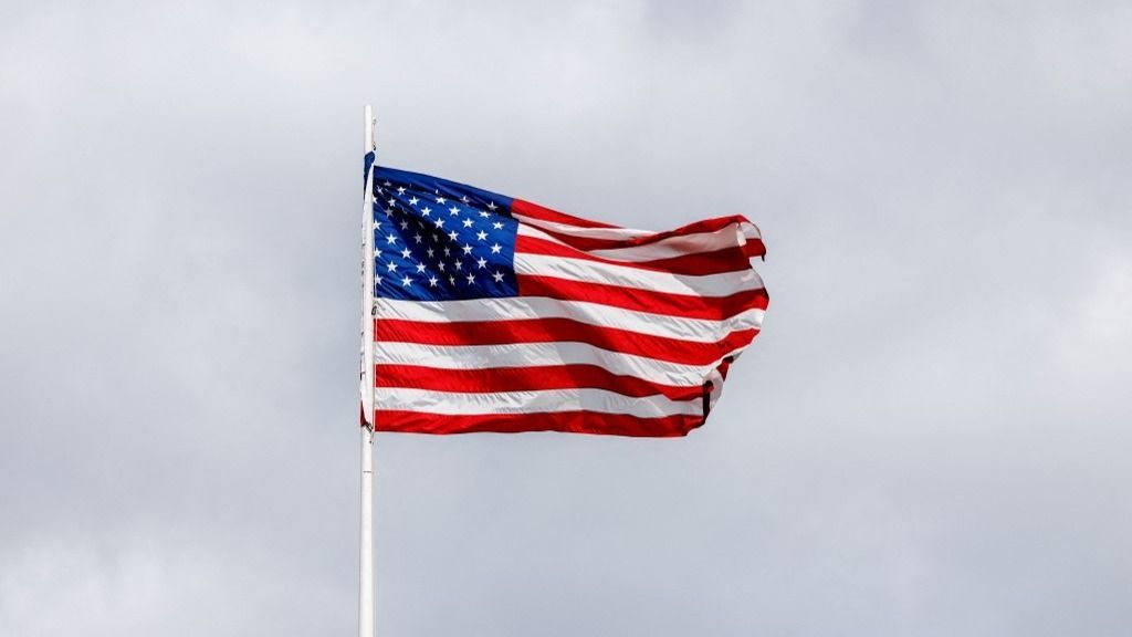 Egyszerre beszél tárgyalásról és erődemonstrációról Donald Trump