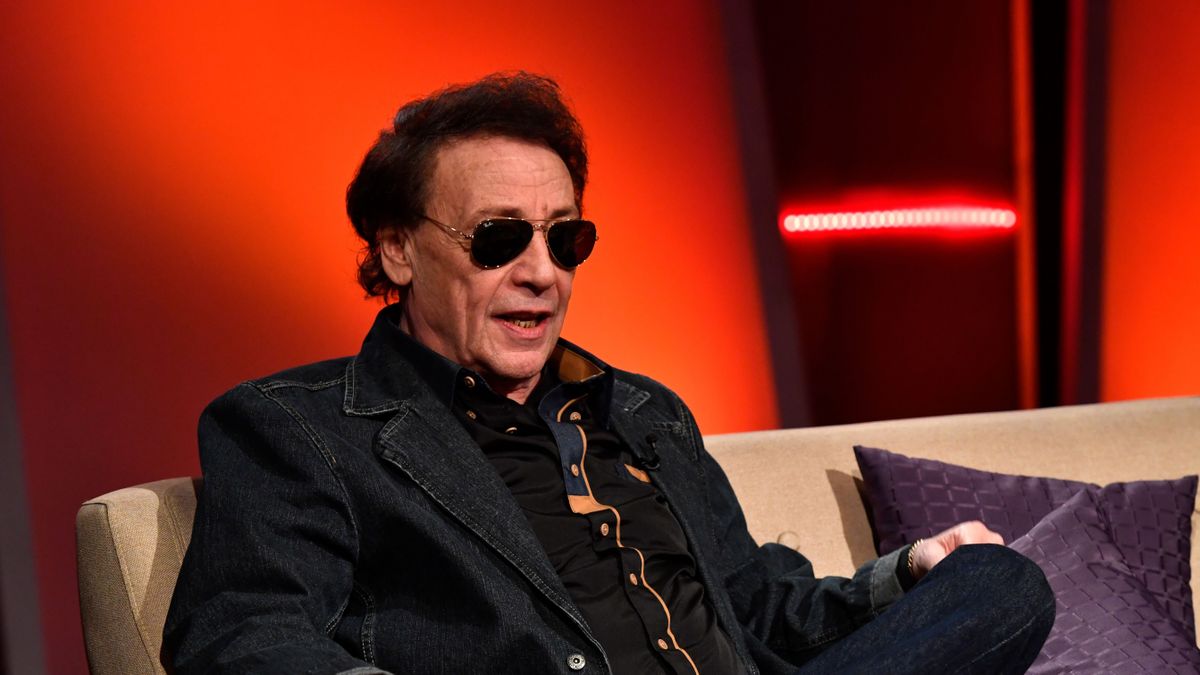 Meghalt Fenyő Miklós