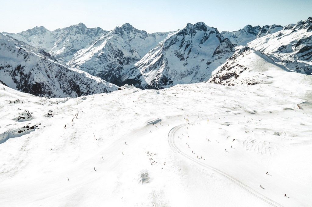 Halálos lavinák pusztítanak az Alpokban (Fotó: ELISE CABANE / Hans Lucas)