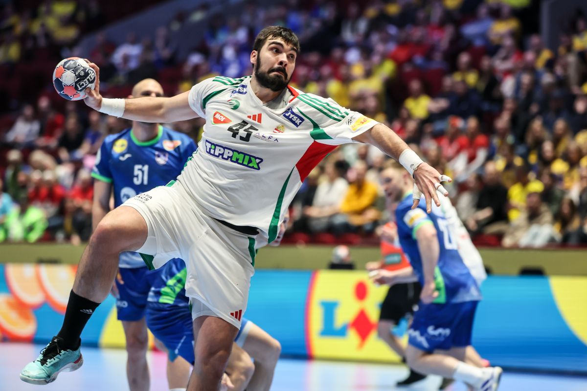 A magyar válogatott beállója, Rosta Miklós egyértelműen fogalmazott: hiába nincs esély a jó helyezésnek, a válogatott az utolsó pillanatig küzdeni fog az Eb-n