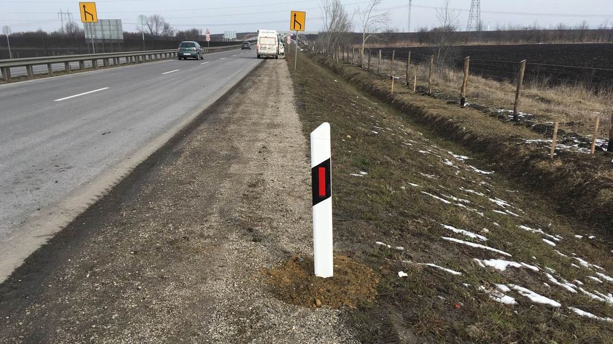 Nem is gondolná, milyen rejtett funkciói vannak az útszéljelző oszlopoknak