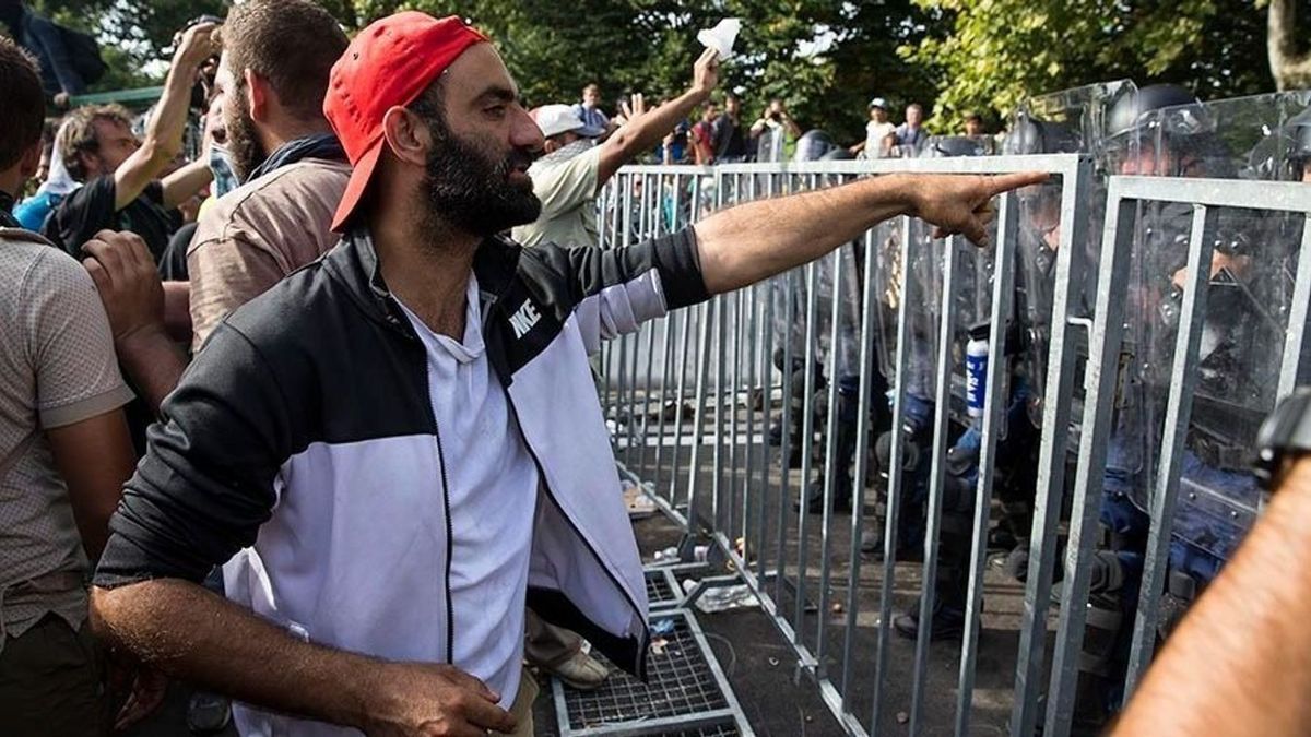 Bakondi György felidézte, 2015-ben voltak, akik úgy gondolták, hogy nagyon jó, hogy jönnek a migránsok