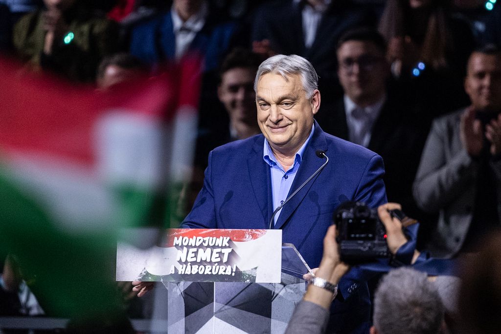 DPK Miskolc
Fidesz kampány
Orbán Viktor