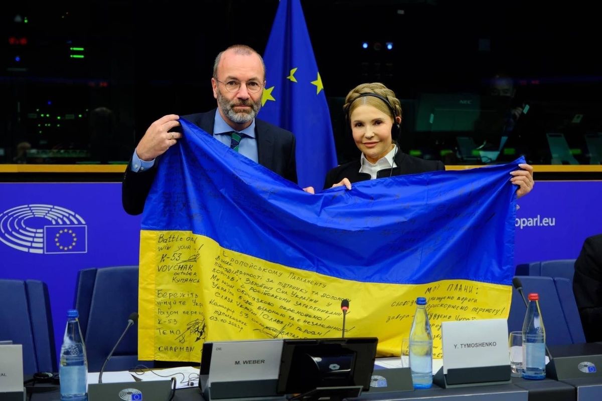 Julija Timosenko és Manfred Weber (Magyar Péter főnöke)