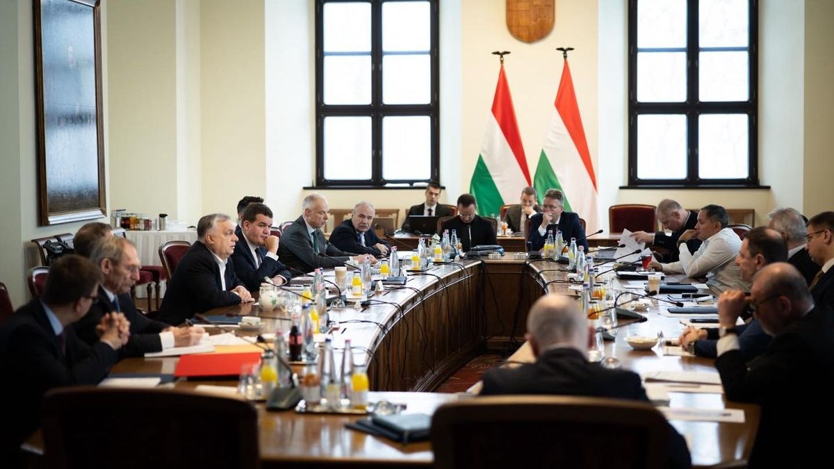 Tuzson Bence: A rekordhideg miatt napirenden a rezsicsökkentés fejlesztése